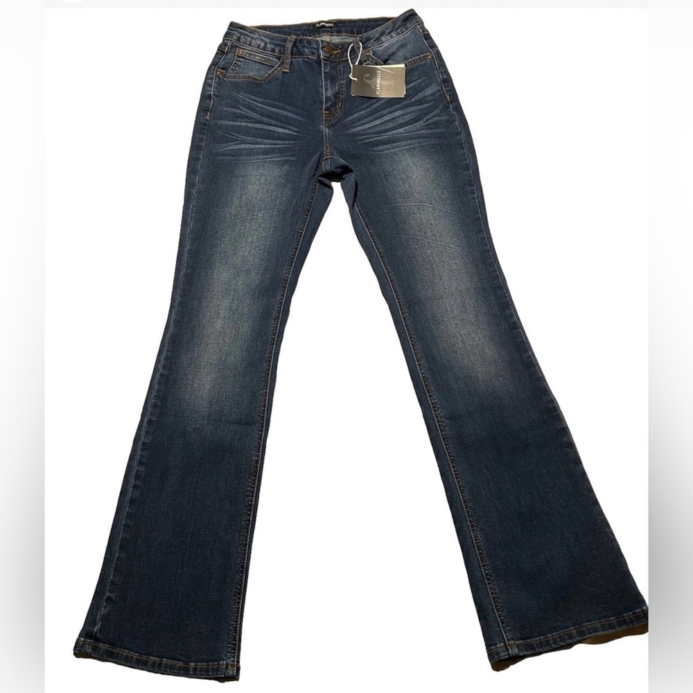 Flamingals Women’s Mid-Rise Flare Leg Pocket Stitching Detail Size Small New NWT